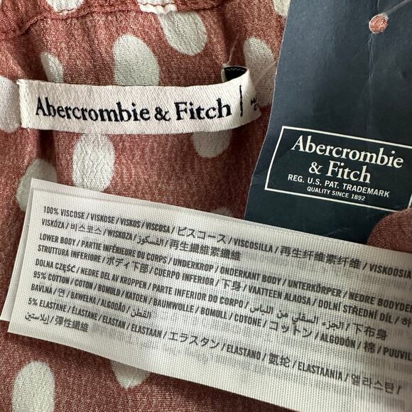 New With Tags Abercrombie and Fitch Bodysuit Small Blush Pink White Polka Dots - Picture 7 of 9